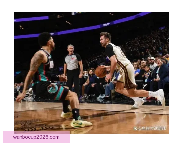 格林回应科尔摆烂言论 萌神复出仍是勇士关键方向